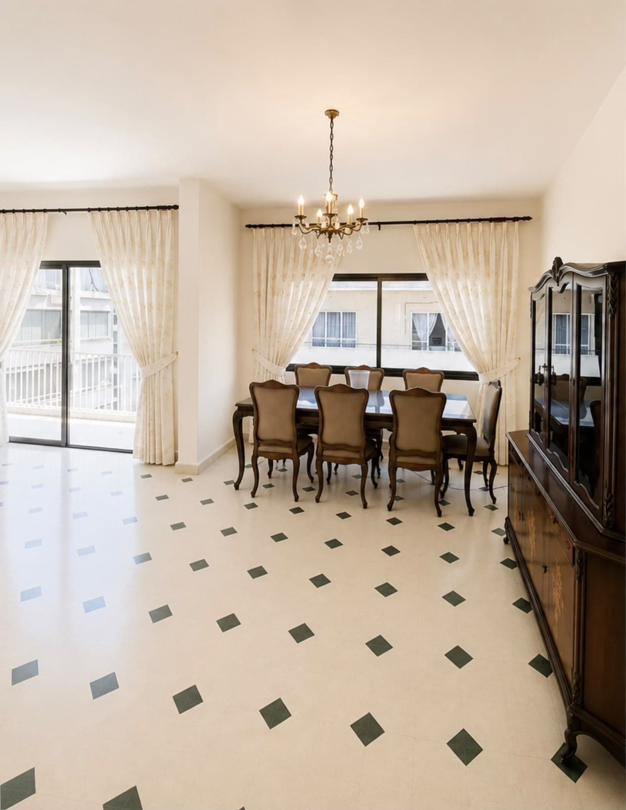 Apartment for rent in ain el Remmeneh